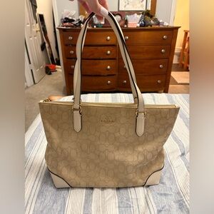 Coach Shoulder Bag